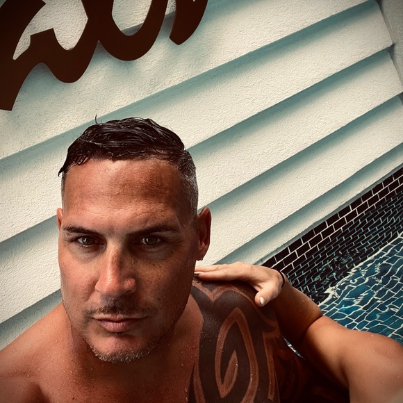 Meet your Posher, Jason - Picture 1 of 1